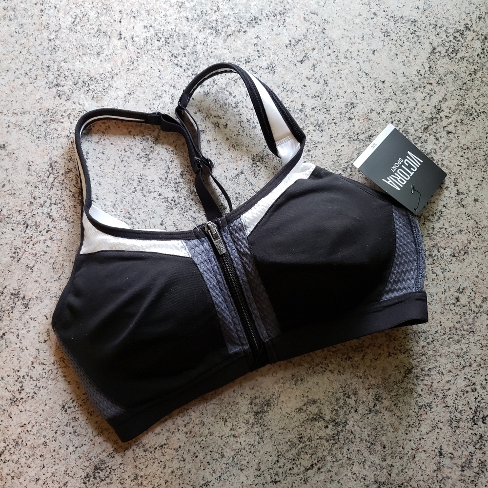 Victoria Sport Knockout Bra 32C